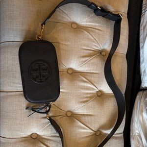 TORY BURCH Miller leather mini crossbody camera bag - Black